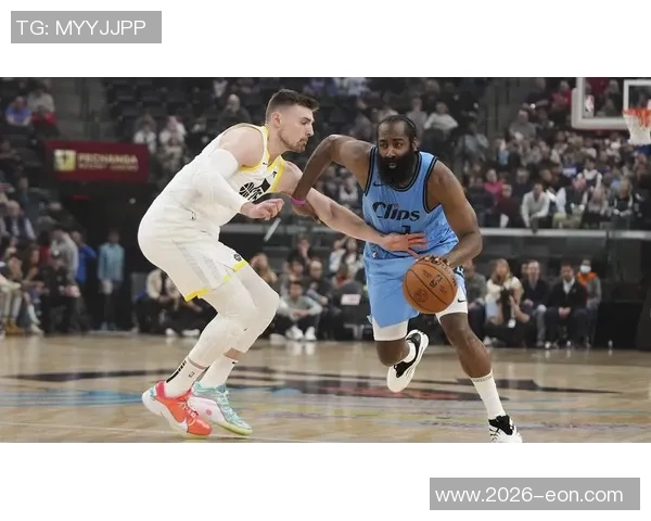 NBA赛况分析快船遭遇骑士强敌雷霆轻取开拓者湖人再胜爵士展现实力