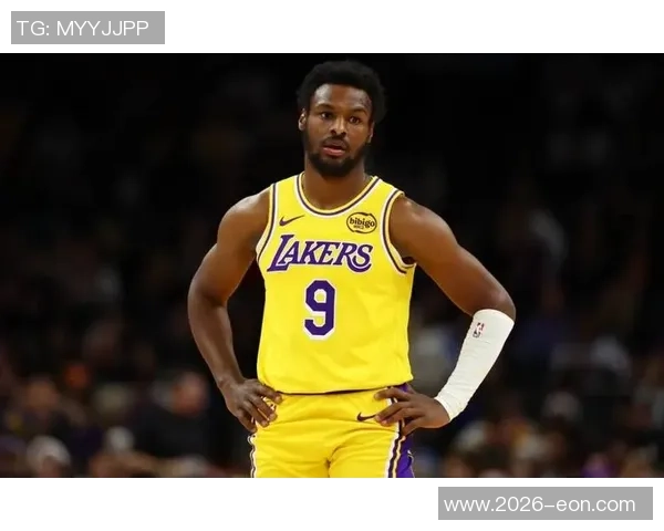 名嘴点评布朗尼实力超越次轮末水平批评利用他打压黑老詹的人应感羞愧