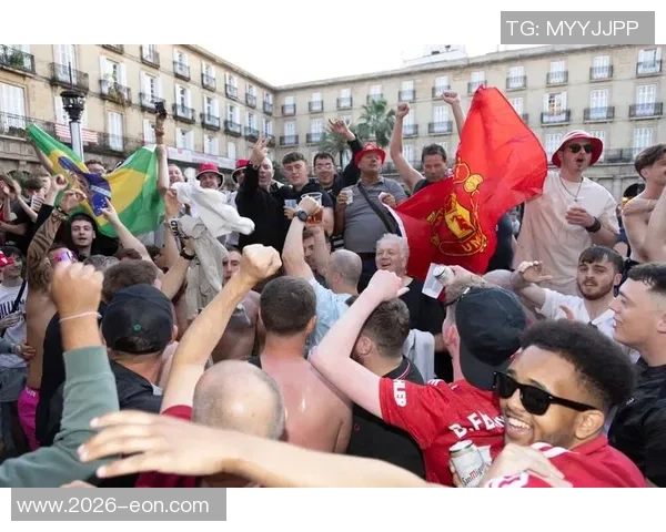 坎贝尔回忆热刺球迷攻击事件称无人道歉与菲戈遭遇相似