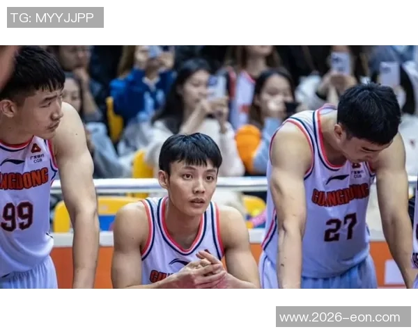 科塔全力以赴创生涯新高20个篮板8投3中斩获6分展现拼搏精神