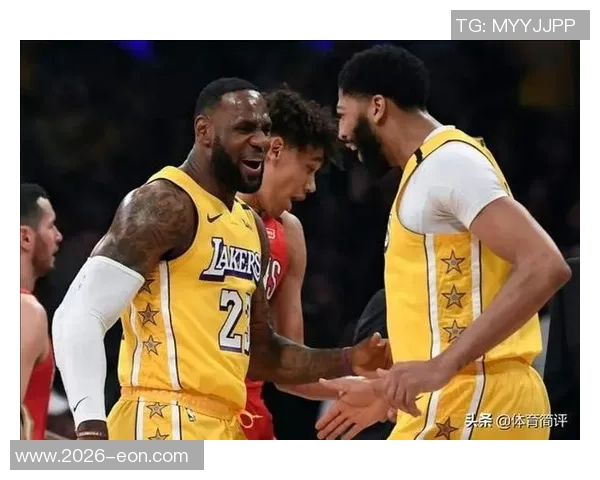 各队净效率与攻防效率分析雷霆防守效率领跑火箭进攻效率居首